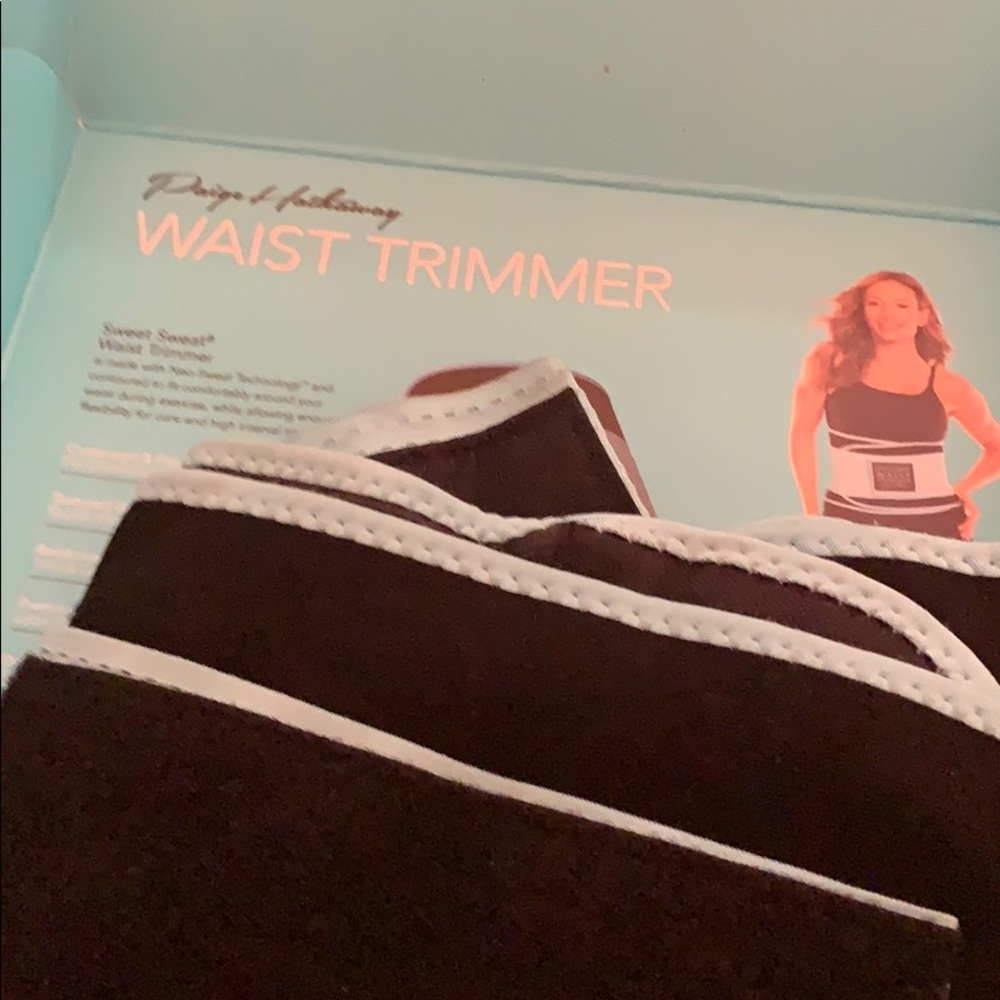 Waist trainer